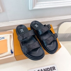 Louis Vuitton Slippers